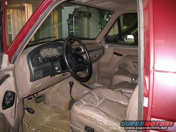 bronco-10.14.07-005.jpg The interior 1