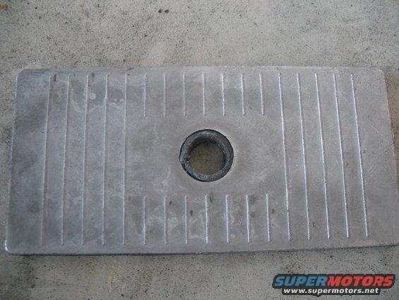 img_2608.jpg looking from the top, pipe wedge is not welded to aluminum degree shim just wedged in