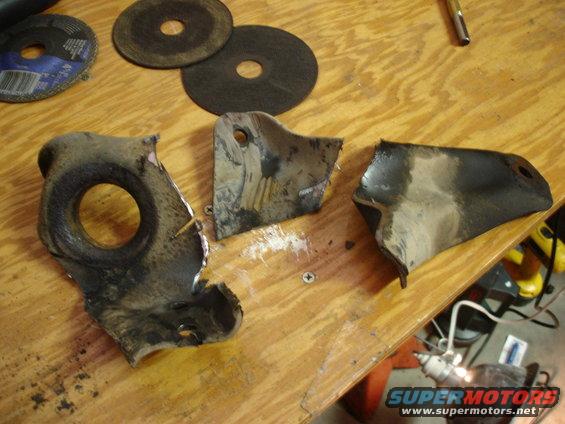 lift-project-008.jpg I didnt get pictures of the entire project but heres what i did get....

Stock radius arm bracket gave me trouble cause it was still factory riveted on.