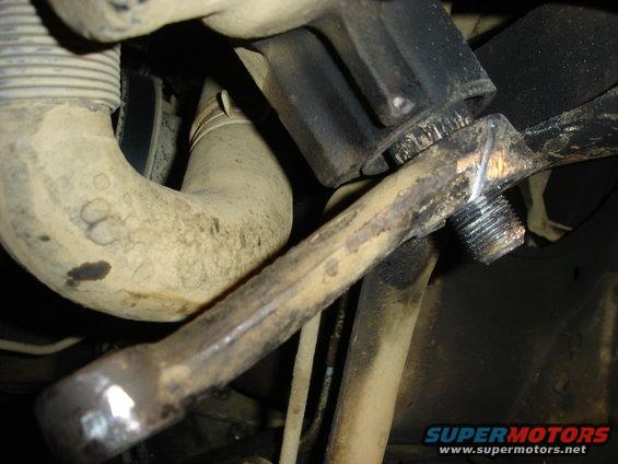 lift-project-012.jpg Pitman Arm gave me trouble. This thing was on there good. I ended up carfully cuting it off with a sawzall.