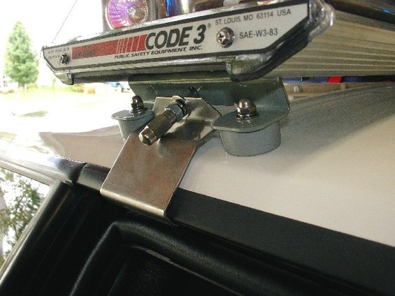 Code 3 lightbar mount on vehicle roof