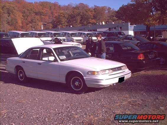 nov03_23.jpg Mike's 1996 Crown Vic LX.
