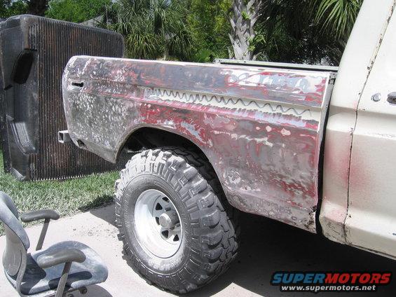 1979 Ford F-150 side view, rear fender in primer with bodywork