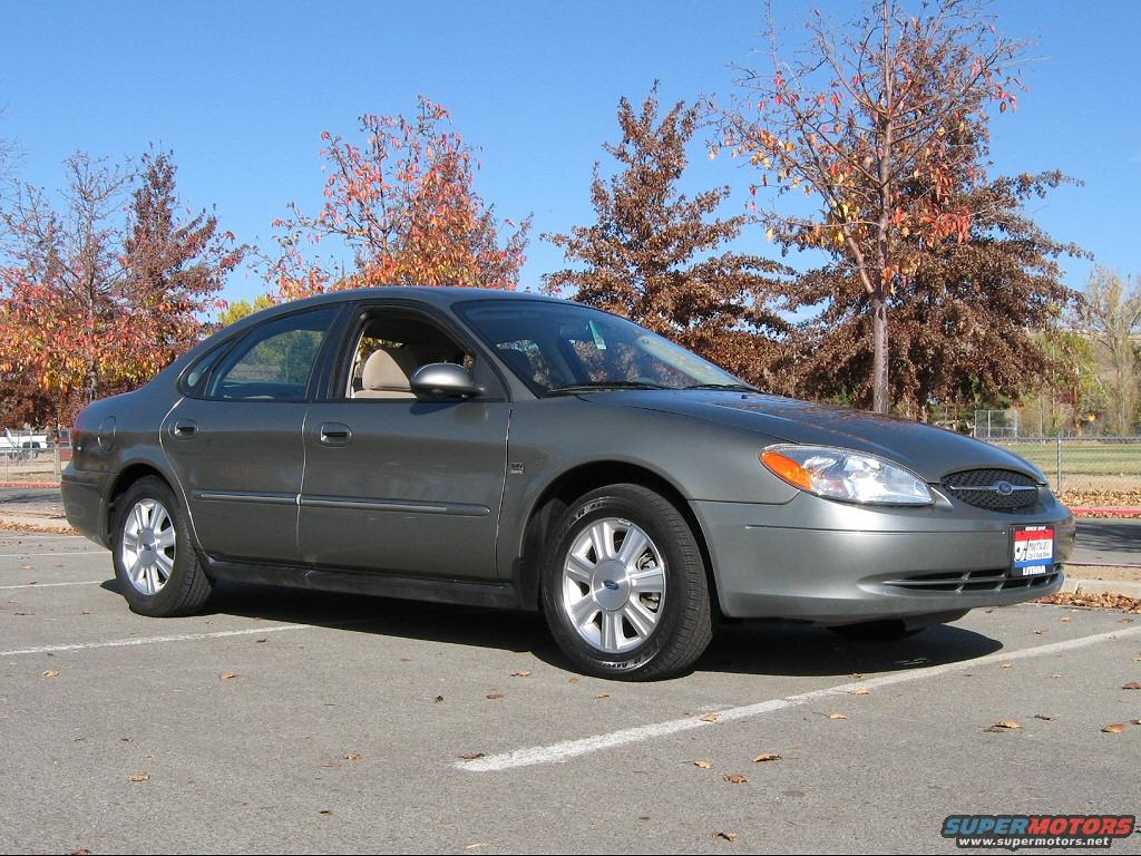 2003 Ford Taurus