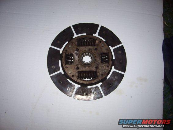 Clutch disc with springs and splined hub