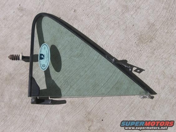 img_2946.jpg Drivers Vent Window