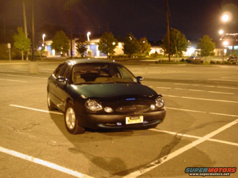 1999 Ford Taurus