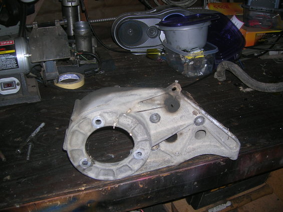 dscn2190.jpg stock powersteering pump bracket