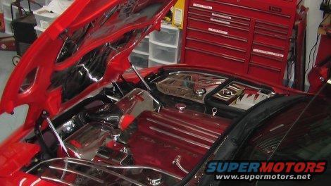 imga0048.jpg 01 Vette engine compartment