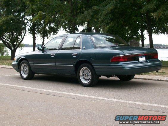 100_1360.jpg Late summer 2007. Niagara Falls State Park, NY.