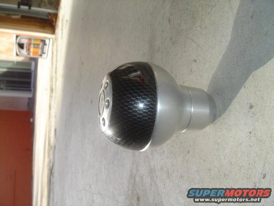 MOMO Shift Knob