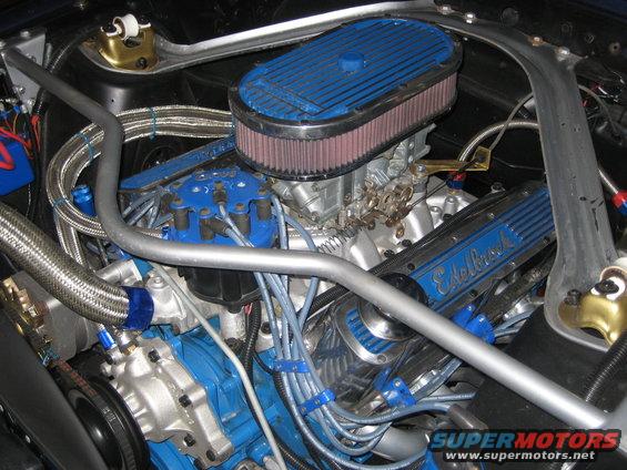 img_0210.jpg Engine bay 3rd gen - after new valve covers, air cleaner and monte carlo bar 