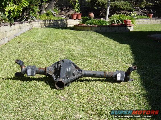Rear axle differential on grass