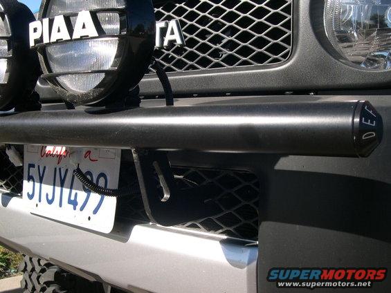 fj-mod-pix-1107-002.jpg slides right thru grille-no cutting etc.