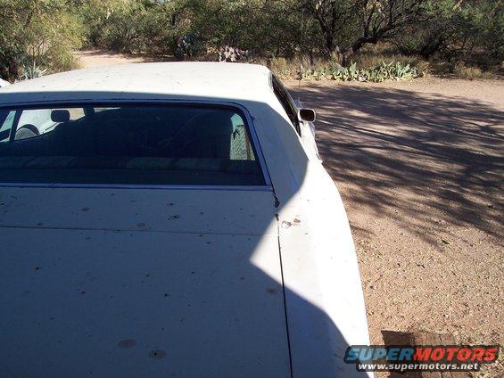 1972 Ford Ranchero, side view, dusty white paint