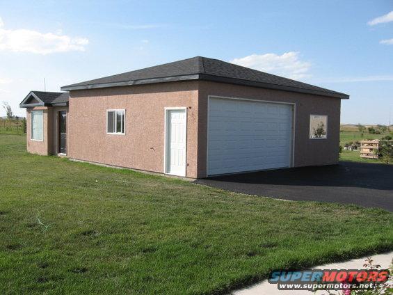 img_0273.jpg side stucco