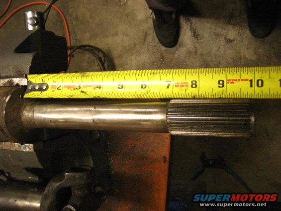 shaftage-014.jpg male splines ground smooth, 10" overall length.