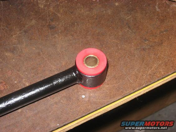 img_0440.jpg Track arm with new bushing set (PN 9.9106R) from energy suspension