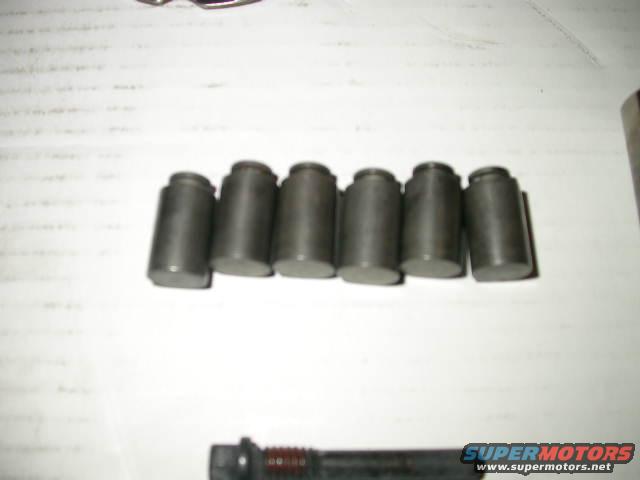 dscn5637.jpg New engagement pins, see how much better they look?