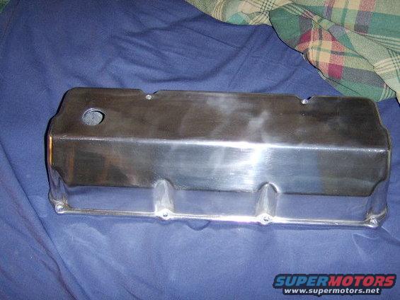 sta70433.jpg New Aluminum tall Valve Cover's for the 400..