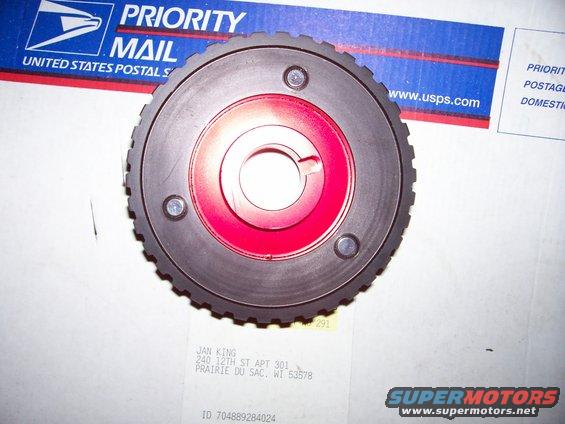 Crankshaft pulley with red accent ring and keyway