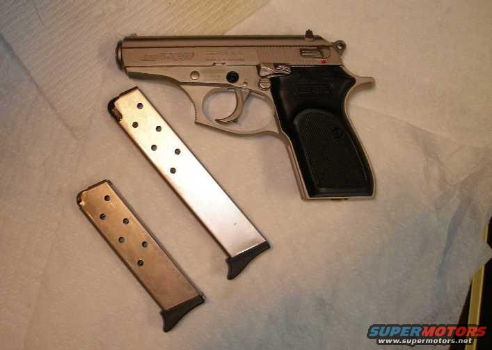 mags-s.jpg The factory 7-round magazine and aftermarket 10-round magazine.
