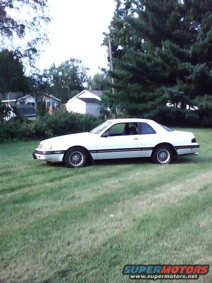 pic081407_6.jpg my 88 t-bird, 2" true duals exhaust.no cat. convertors edelbrock stainless mufflers, 24" stainless exhaust. 3.8 v6 