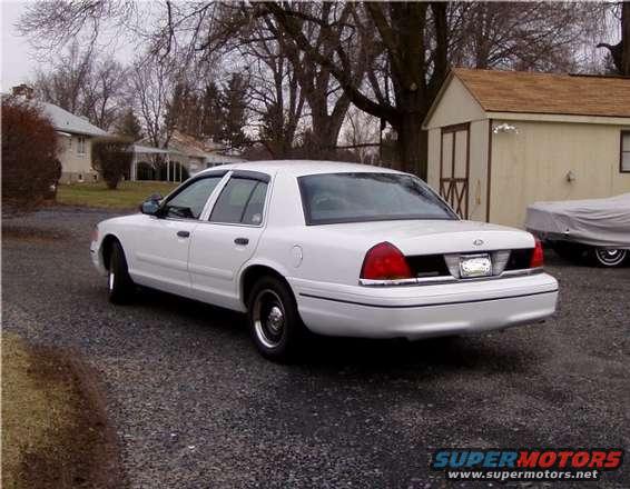 crown_vic3.jpg 