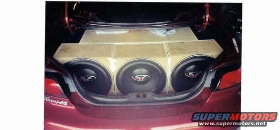picture_004.jpg 3 15" Rockfords that was my old system. I didn't want to get rid of them but i need the room to bag it so i'm workin on a new and better system.