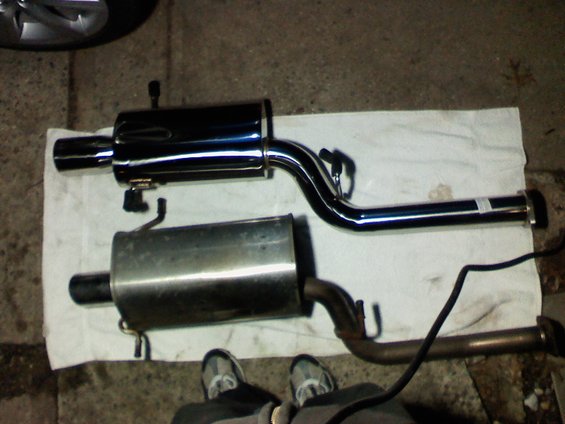 1225070028a.jpg Muffler comparison