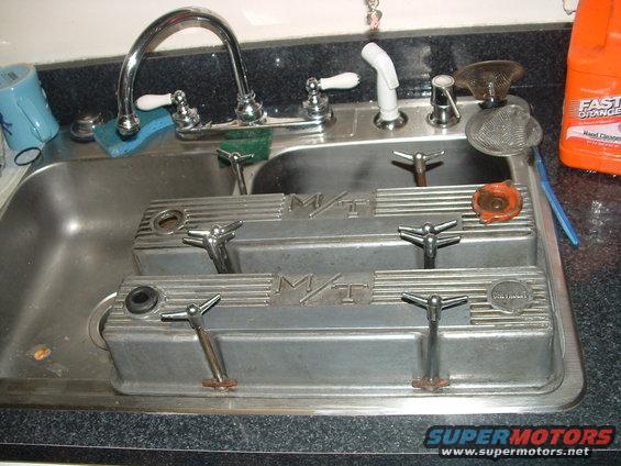 vcover3.jpg MT Valve covers