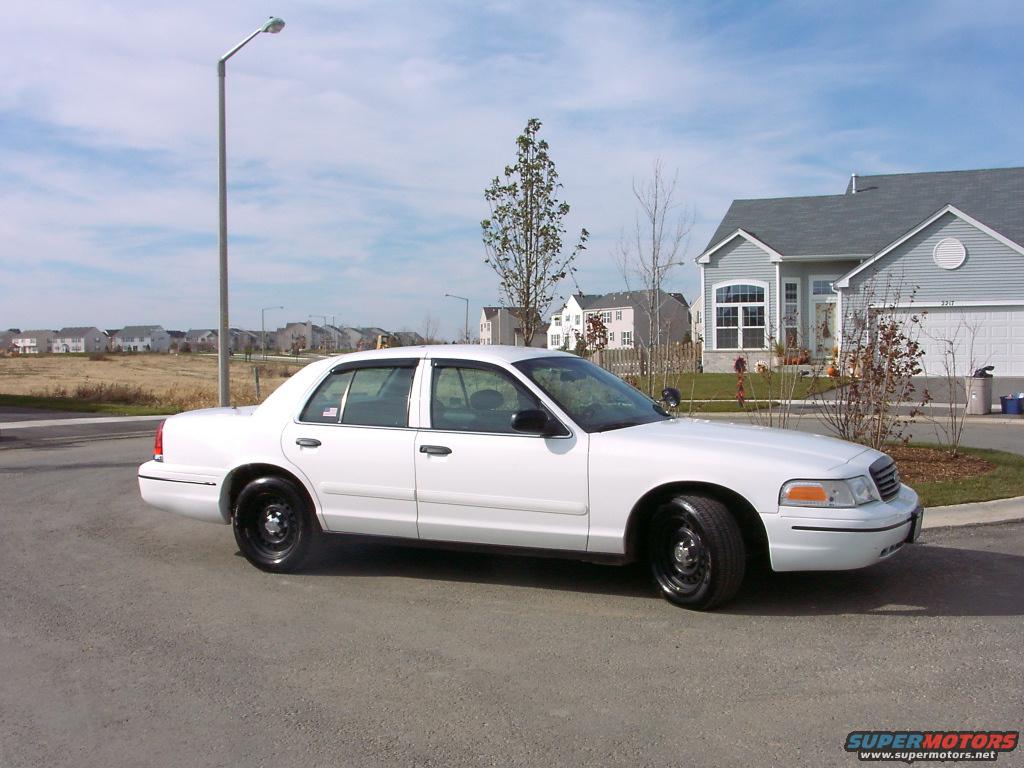 1999 Ford Crown Victoria “CommandoVic”