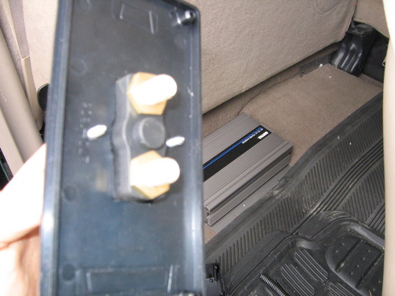 img_1768.jpg Modified Radioshack Project Box to Fit in 100amp kill switch.