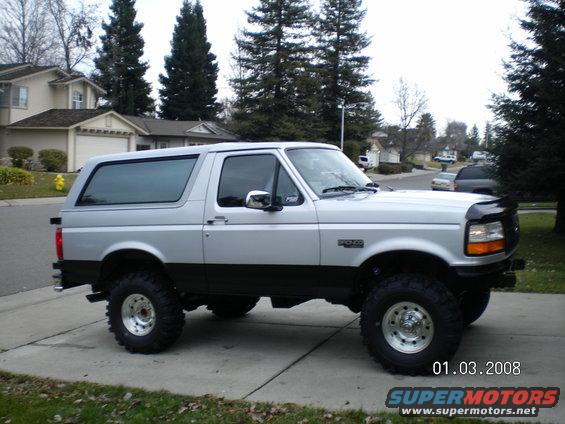 latest-updated-pics-003.jpg Front bumper & winch next on the list. After that it's time for LOCKERS & GEARS...