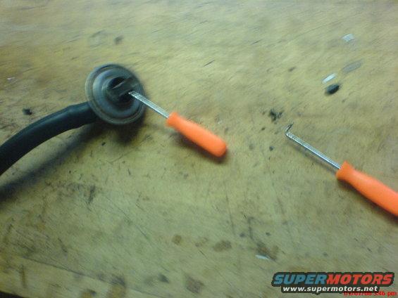 oilcap005.jpg these things i got off of ebay helped alot...

...can't remember what they're called but they're like industrial strength picks.