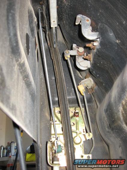 img_0840.jpg All I did was swap the original rods on for the outside door handle, outside lock cylinder, and inside lock knob. I left the bottom clip on for the power lock actuator.