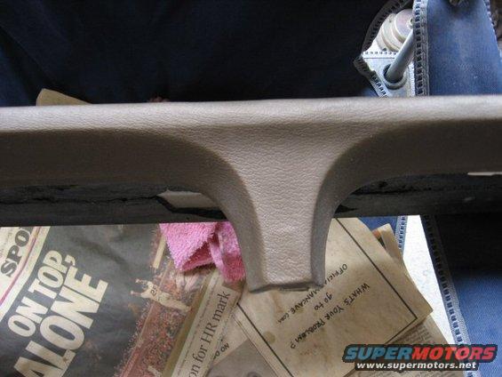 dashpadtan2.jpg It was more brown when I pulled it, freakin filthy brown. 