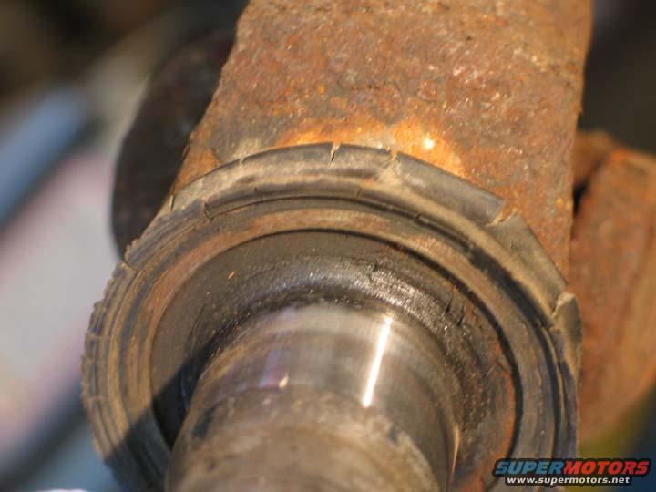 axleseal1.jpg 