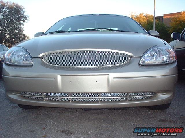 2000 Ford Taurus photo