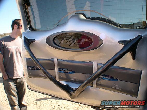 2007 Toyota FJ Cruiser rear with three Pioneer Premier amplifiers installed