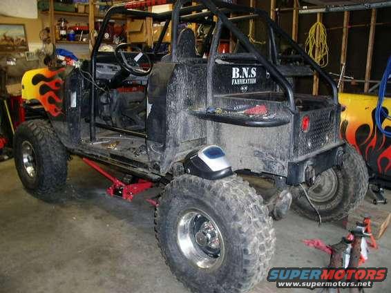 scout03.jpg Startn to look like a buggy.