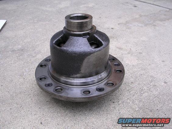Differential carrier with a bolt pattern flange and a splined output shaft