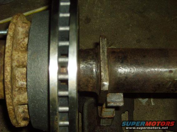 Rear axle brake rotor and hub assembly