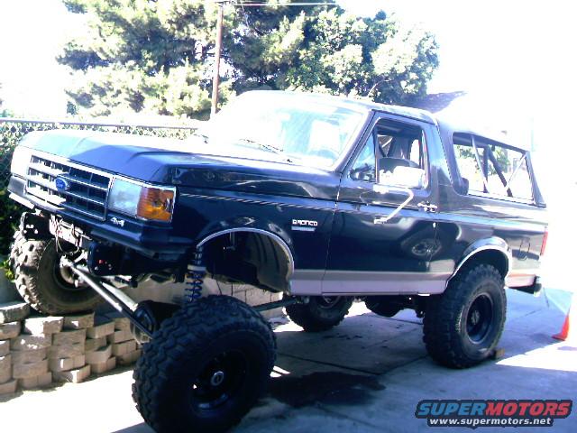 1989 Ford Bronco photo