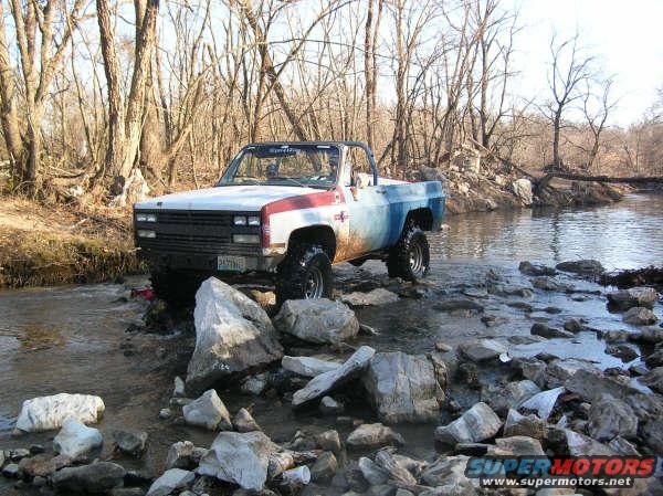 dscn2012.jpg failed creek crossing