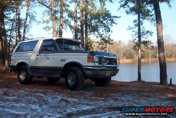 bronco2.jpg 