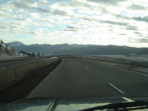 corpus-christi-trip-2808-to-21608-014.jpg Reached the snow in northern Cali