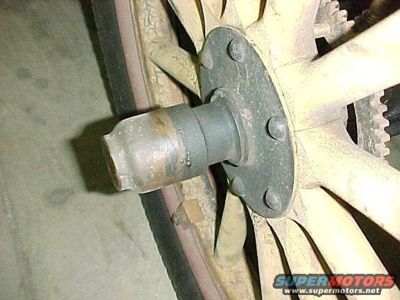 1919 Roller bearing hub 