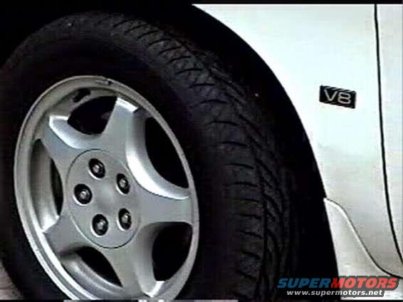 pict0065.jpg Dunlop.P225.ZR.55