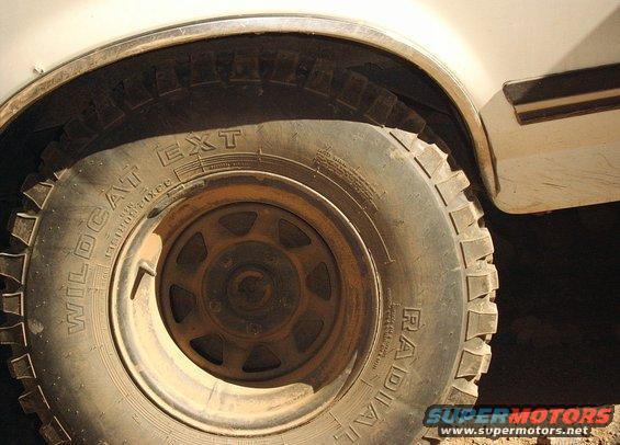 33" tire stuffed with a 4" lift; future fender trimming